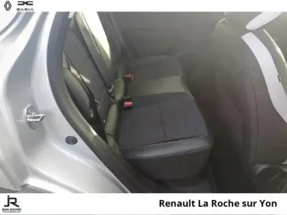 Photo 14 Renault Captur  1.6 E-Tech hybride 145ch Intens -21