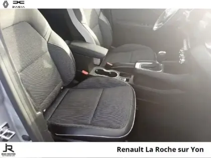 Photo 13 Renault Captur  1.6 E-Tech hybride 145ch Intens -21