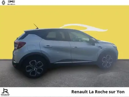Photo 12 Renault Captur  1.6 E-Tech hybride 145ch Intens -21