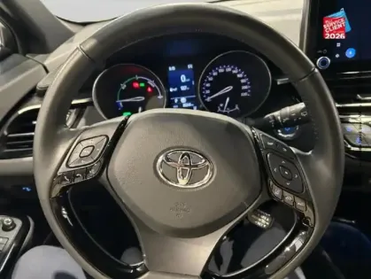 Photo 11 Toyota C-HR  2.0 Hybride 184ch Design Ultimate E-CVT