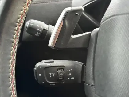 Photo 14 DS DS 3  Crossback PureTech 130ch Performance Line Automatique 7cv