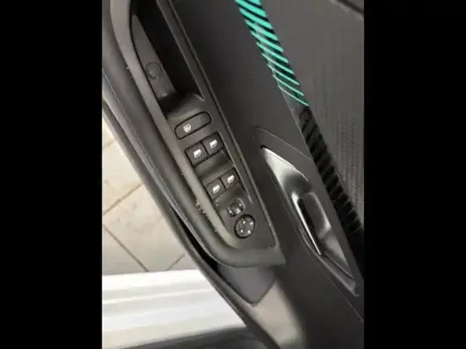 Photo 13 Peugeot 208  1.5 BlueHDi 100ch S&S Allure Pack