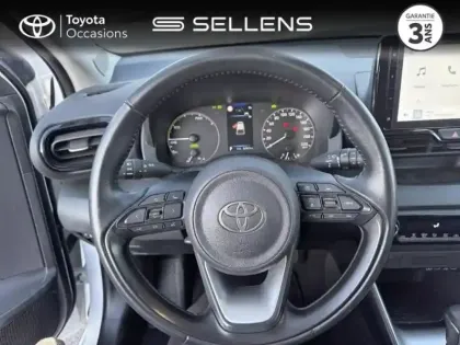 Photo 8 Toyota Yaris  116h Dynamic 5p MY22