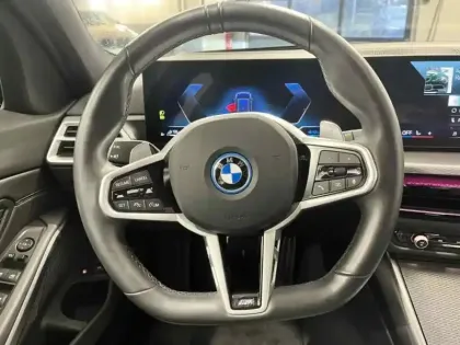 Photo 5 BMW Serie 3 Série 3 Touring 330eA xDrive 292ch M Sport