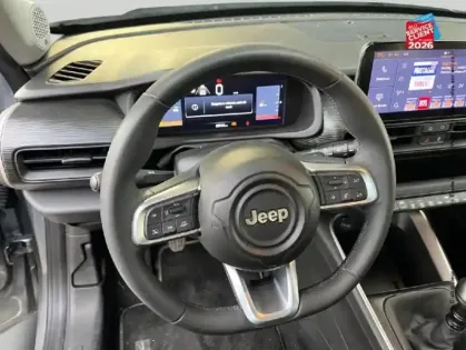 Photo 11 Jeep Avenger  1.2 Turbo T3 100ch Altitude +