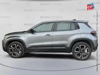 Photo 8 Jeep Avenger  1.2 Turbo T3 100ch Altitude +