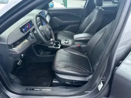 Photo 8 Ford Mustang mach-E Gén. I Ph1 Base 5