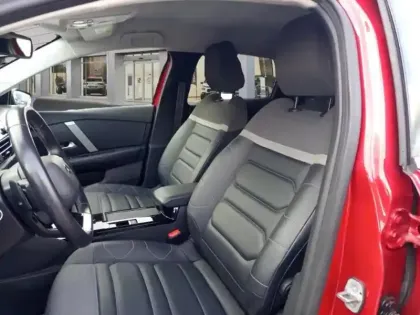 Photo 6 Citroën C4  PureTech 130ch S&S Shine EAT8