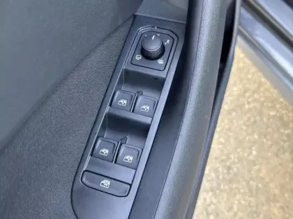 Photo 13 Skoda Kamiq  1.0 TSI Evo 2 95ch Selection