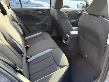 Photo 9 Skoda Kamiq  1.0 TSI Evo 2 95ch Selection