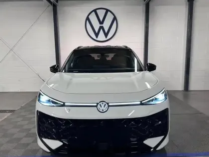 Photo 7 Volkswagen T-roc  1.5 eTSI 150ch R-Line DSG7