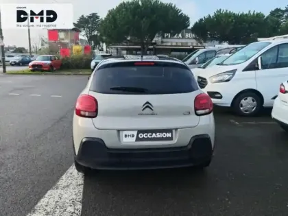 Photo 10 Citroën C3  1.2 PureTech 83ch S&S Shine