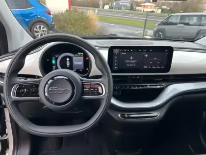 Photo 8 Fiat 500  e 118ch Icône