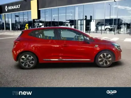 Photo 6 Renault Clio  1.6 E-Tech hybride 140ch Limited -21N