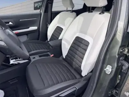 Photo 8 Citroën C3 Aircross  1.2 Hybride 145ch MAX