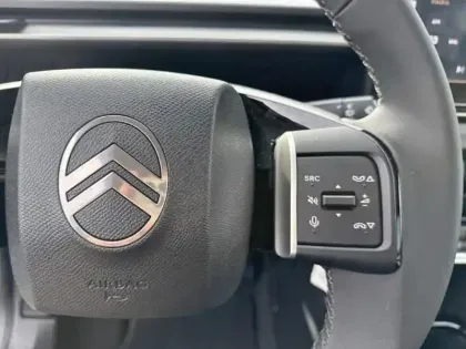 Photo 14 Citroën C3 Aircross  1.2 Hybride 145ch MAX