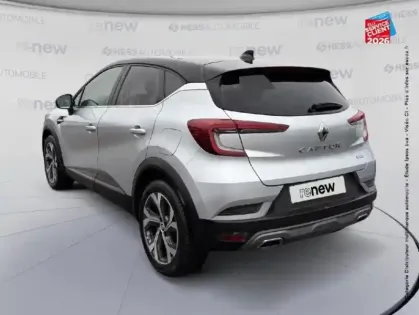 Photo 7 Renault Captur  1.6 E-Tech hybride rechargeable 160ch RS Line GPS Camera