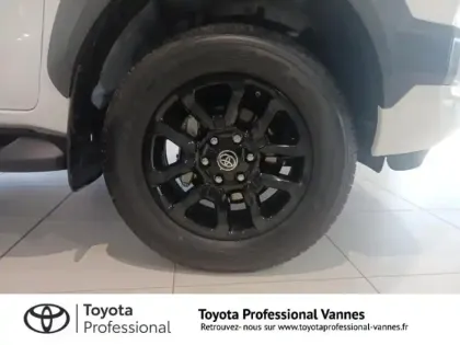 Photo 14 Toyota Hilux  2.4 D-4D 150ch X-Tra Cabine Invincible 4WD BVA MY25