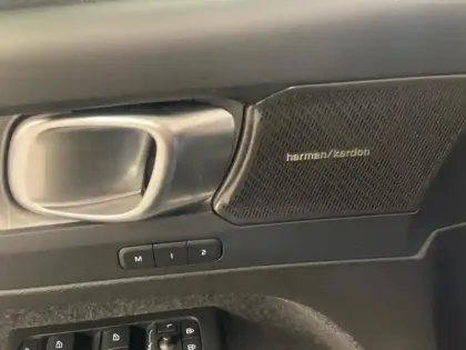 Photo 5 Volvo Xc40  B3 163ch Plus DCT 7