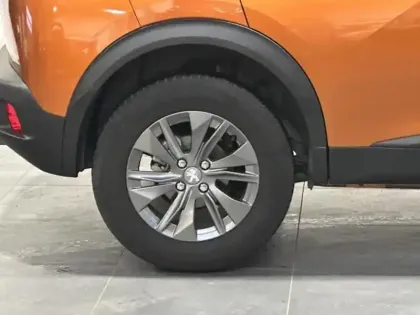 Photo 10 Peugeot 2008  1.2 PureTech 100ch S&S Style