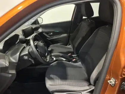 Photo 8 Peugeot 2008  1.2 PureTech 100ch S&S Style