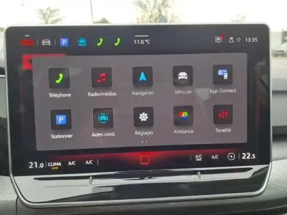 Photo 14 Volkswagen Golf  1.5 eTSI OPF 150ch Style DSG7