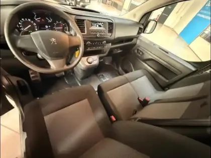 Photo 12 Peugeot Expert  Fg M 2.0 BlueHDi 180ch S&S EAT8