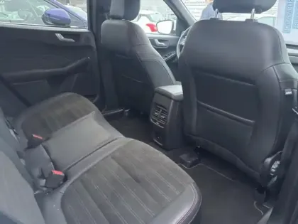 Photo 11 Ford Kuga  2.5 Duratec 190 ch FHEV E85 ST-Line X BVA