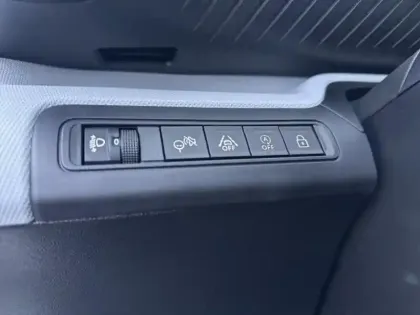 Photo 14 Citroën C3 Aircross  1.2 Turbo 100ch YOU