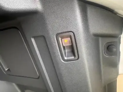 Photo 12 Volkswagen Id. Buzz Cargo  286ch 79kWh Pro