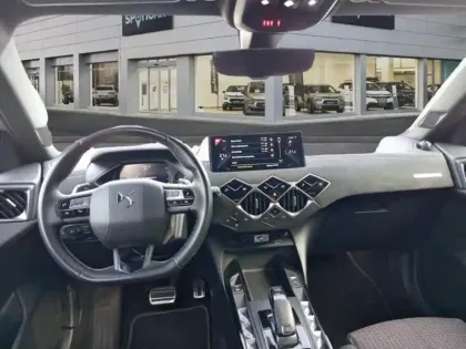 Photo 8 DS DS 3  Crossback PureTech 130ch Performance Line + Automatique 7cv