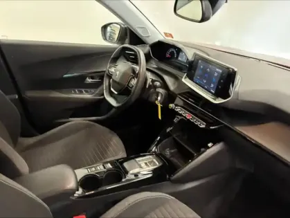 Photo 10 Peugeot 2008  1.2 PureTech 130ch S&S Style EAT8