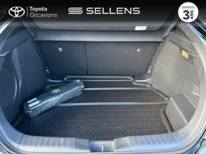 Photo 9 Toyota C-HR  2.0 Hybride 200ch Design NG23