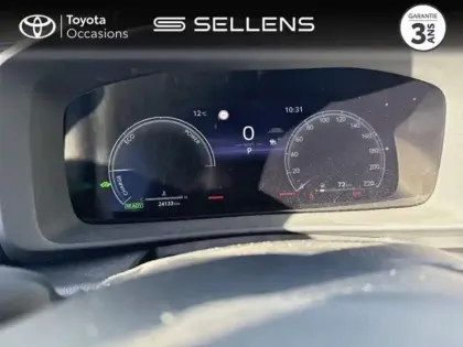 Photo 13 Toyota C-HR  2.0 Hybride 200ch Design NG23