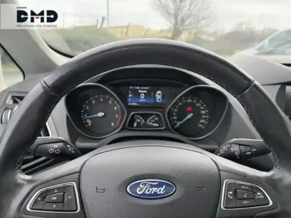 Photo 5 Ford C-Max  1.0 EcoBoost 125ch Stop&Start Titanium