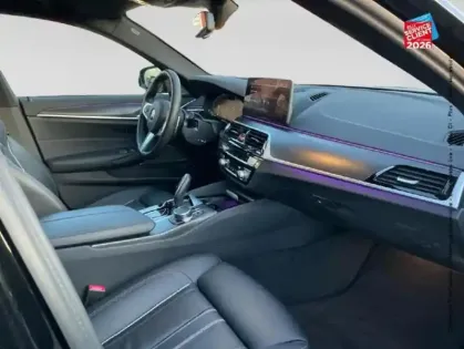 Photo 19 BMW Serie 5 Série 5 Touring 520dA 190ch M Sport Steptronic