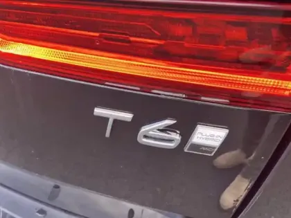 Photo 11 Volvo Xc60  T6 Hybride Rechargeable 350ch Ultra Style Chrome Geartronic 8 AWD