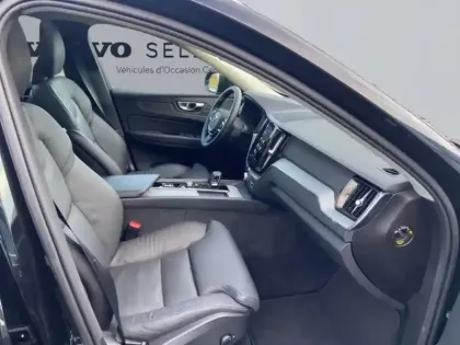 Photo 8 Volvo Xc60  T6 Hybride Rechargeable 350ch Ultra Style Chrome Geartronic 8 AWD