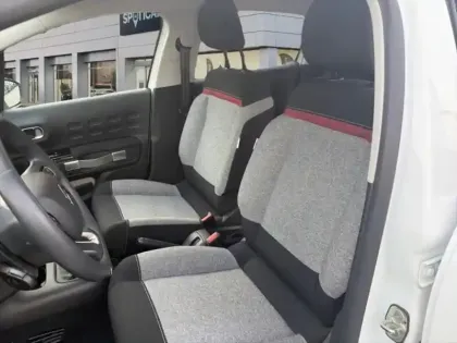 Photo 8 Citroën C3  1.2 PureTech 83ch S&S C-Series 123g