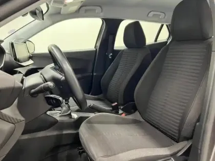 Photo 6 Peugeot 2008  1.2 PureTech 100ch S&S Active Business