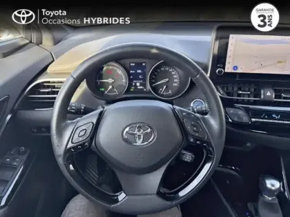 Photo 8 Toyota C-HR  122h Distinctive 2WD E-CVT MY22