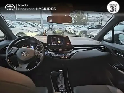 Photo 7 Toyota C-HR  1.8 Hybride 122ch Design E-CVT
