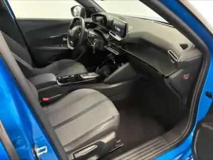 Photo 11 Peugeot 2008  1.2 PureTech 130ch S&S Active Pack EAT8