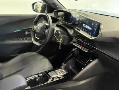 Photo 10 Peugeot 2008  1.2 PureTech 130ch S&S Active Pack EAT8