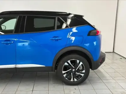 Photo 7 Peugeot 2008  1.2 PureTech 130ch S&S Active Pack EAT8