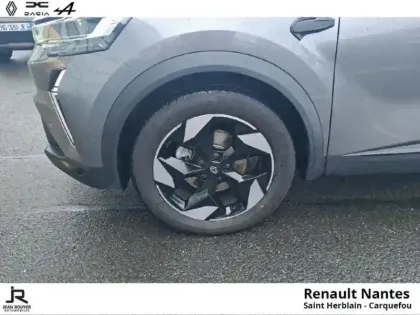 Photo 8 Renault Captur  1.6 E-Tech full hybrid 145ch Techno