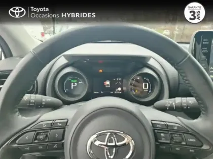 Photo 12 Toyota Yaris  116h Design 5p MY22
