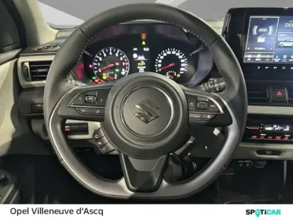 Photo 8 Suzuki Swift  1.2 Hybrid 83ch Privilège