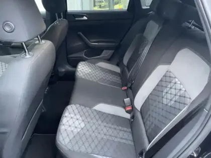 Photo 8 Volkswagen Taigo  1.0 TSI 110ch R-Line DSG7