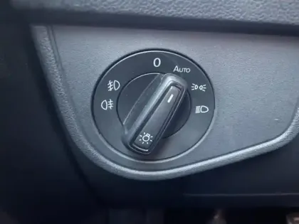 Photo 14 Volkswagen Taigo  1.0 TSI 110ch R-Line DSG7